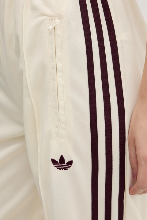 adidas Originals spodnie dresowe Firebird damskie kolor beżowy gładkie KA7744 - zdjęcie produktu nr 2