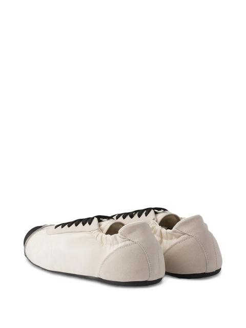 Prada logo-debossed sneakers - Neutrals - zdjęcie produktu nr 2