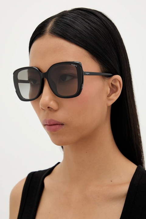 VOGUE okulary przeciwsłoneczne damskie kolor czarny 0VO5684SD - zdjęcie produktu nr 1