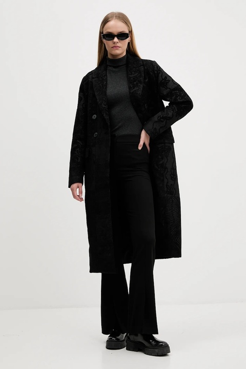 Desigual płaszcz PATCH BLACK kolor czarny 25WWEW16 - zdjęcie produktu nr 2