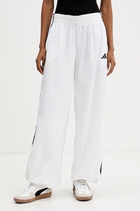 adidas spodnie dresowe Essentials kolor beżowy z aplikacją JE1307 - zdjęcie produktu nr 1