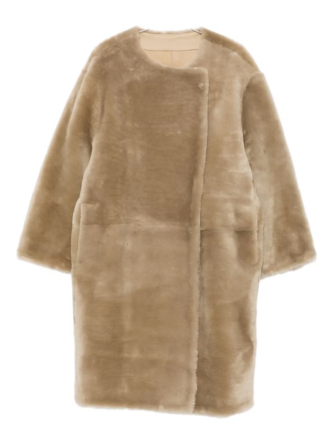 TOTEME collarless shearling coat - Neutrals - zdjęcie produktu nr 1