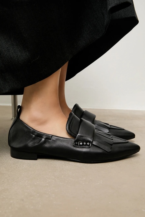 Answear.LAB mokasyny skórzane damskie kolor czarny na płaskim obcasie - zdjęcie produktu nr 1