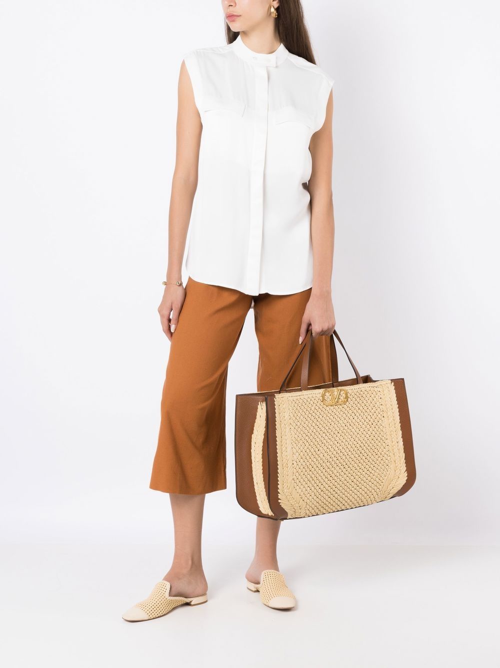 ハンドバッグ Valentino Garavani Embellished Raffia Vlogo Signature Handba VLogo Signature raffia-effect shoulder bag in beige